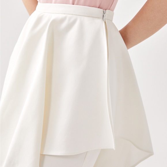 Asymmetrical waterfall skirt - Picture 3 of 10